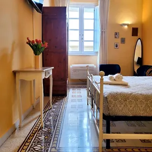 Pensión Residenza Fillanfi, Lucca